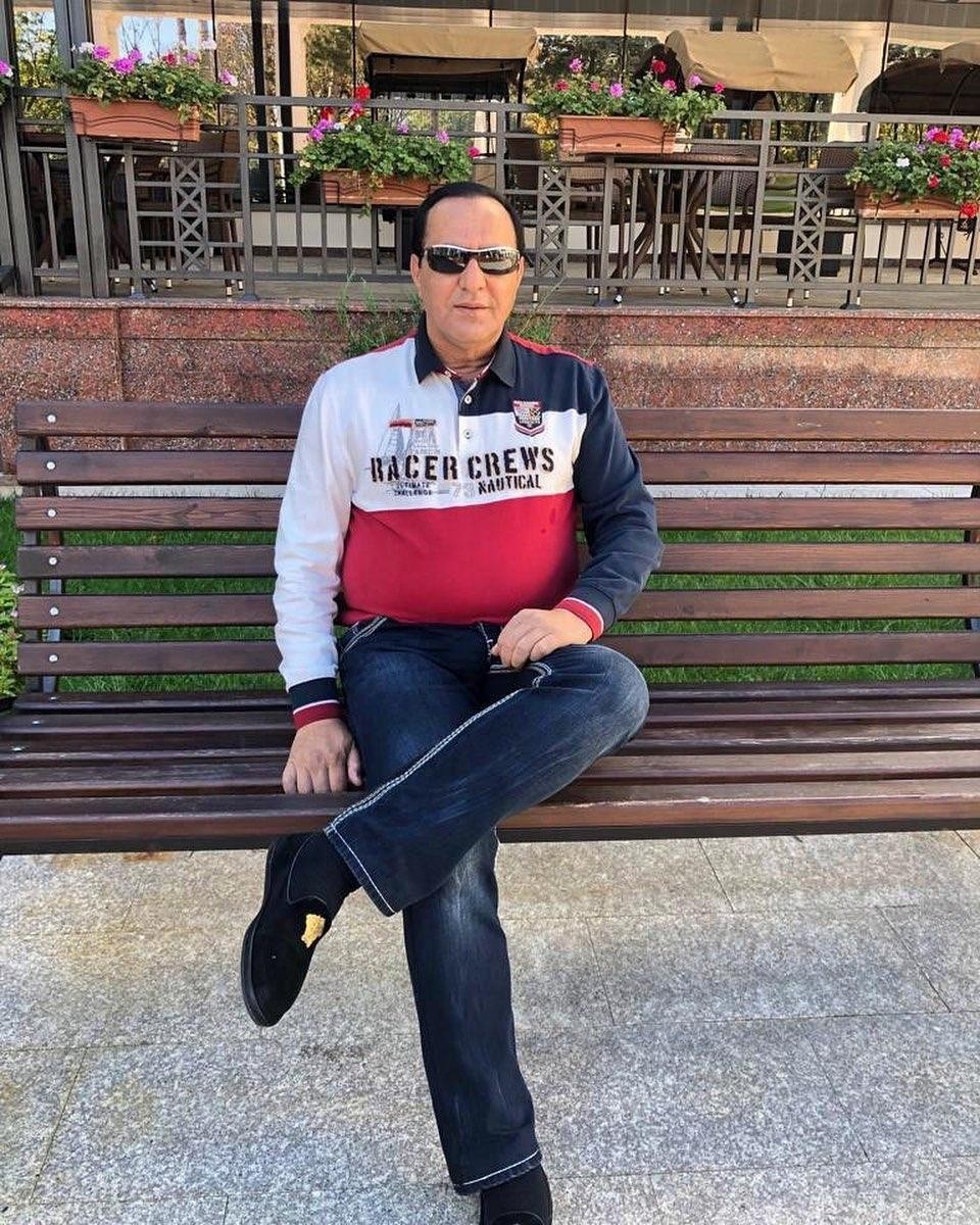 "Yaşıma-başıma uyğun paltarlar geyinirəm" - Manaf Ağayev